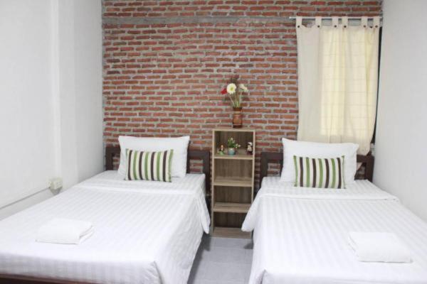 Banana Hostel Donmuang Бангкок Экстерьер фото